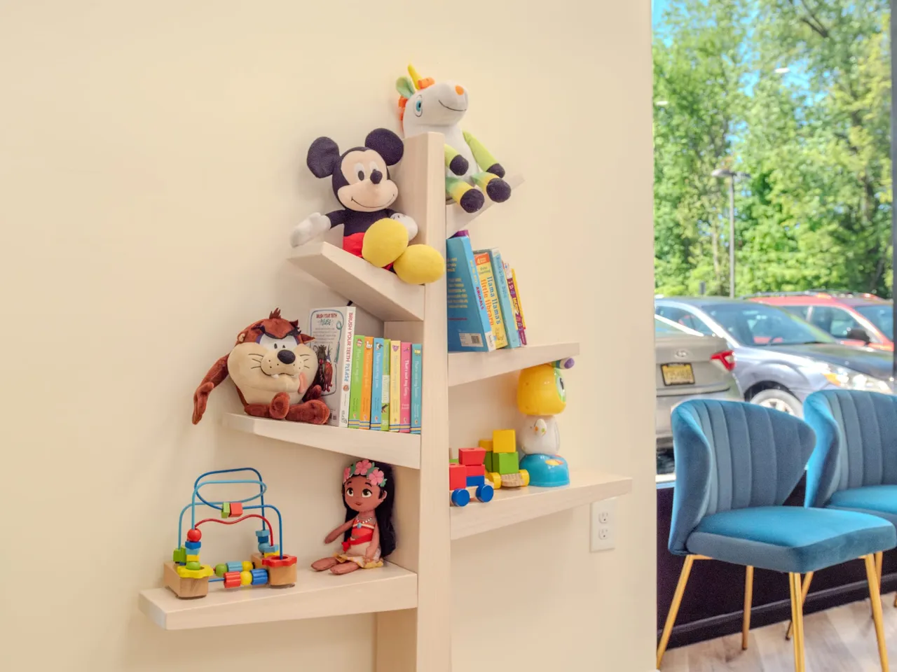 Pediatric waiting lounge