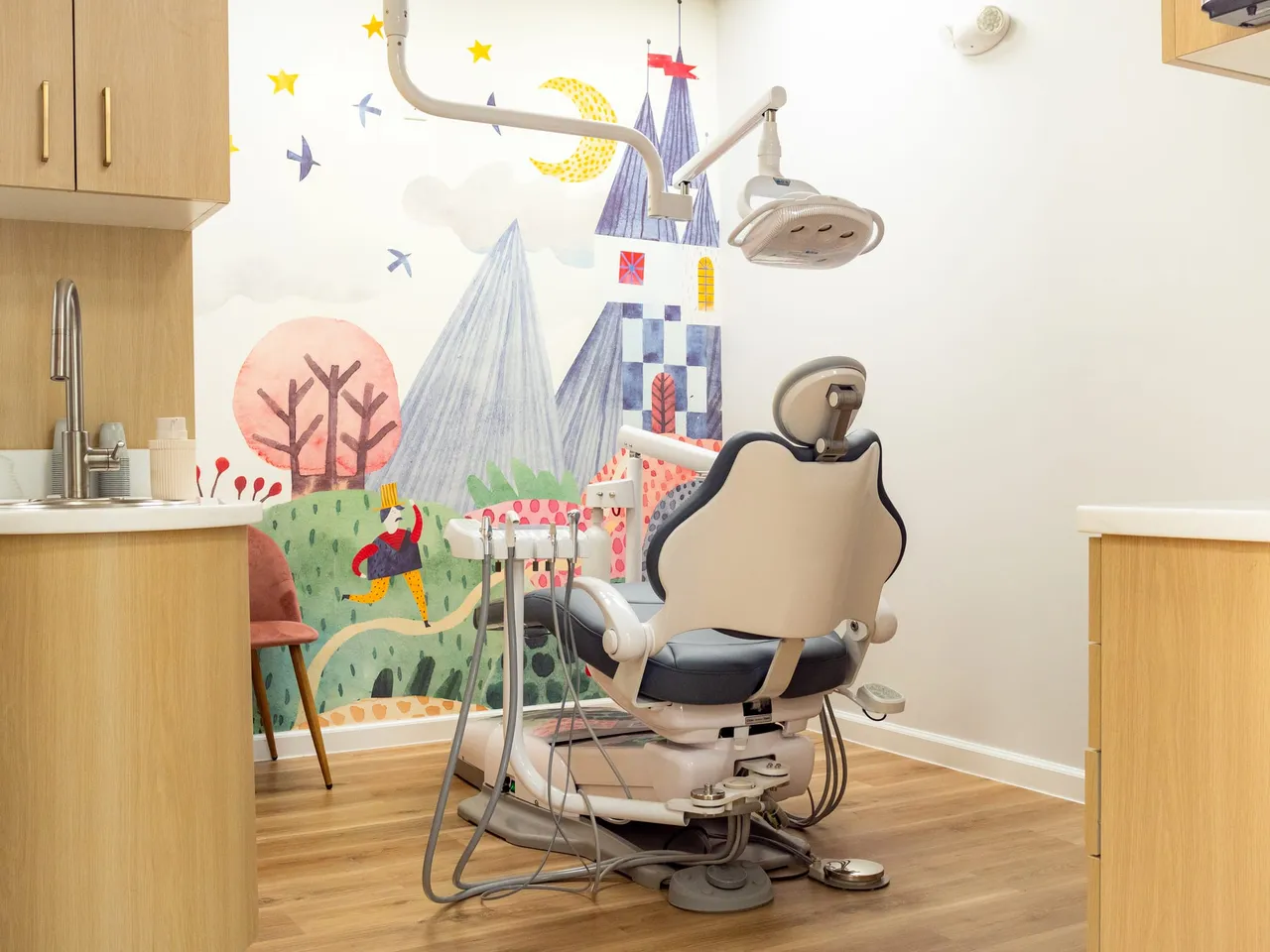Themed treatment room for young patients